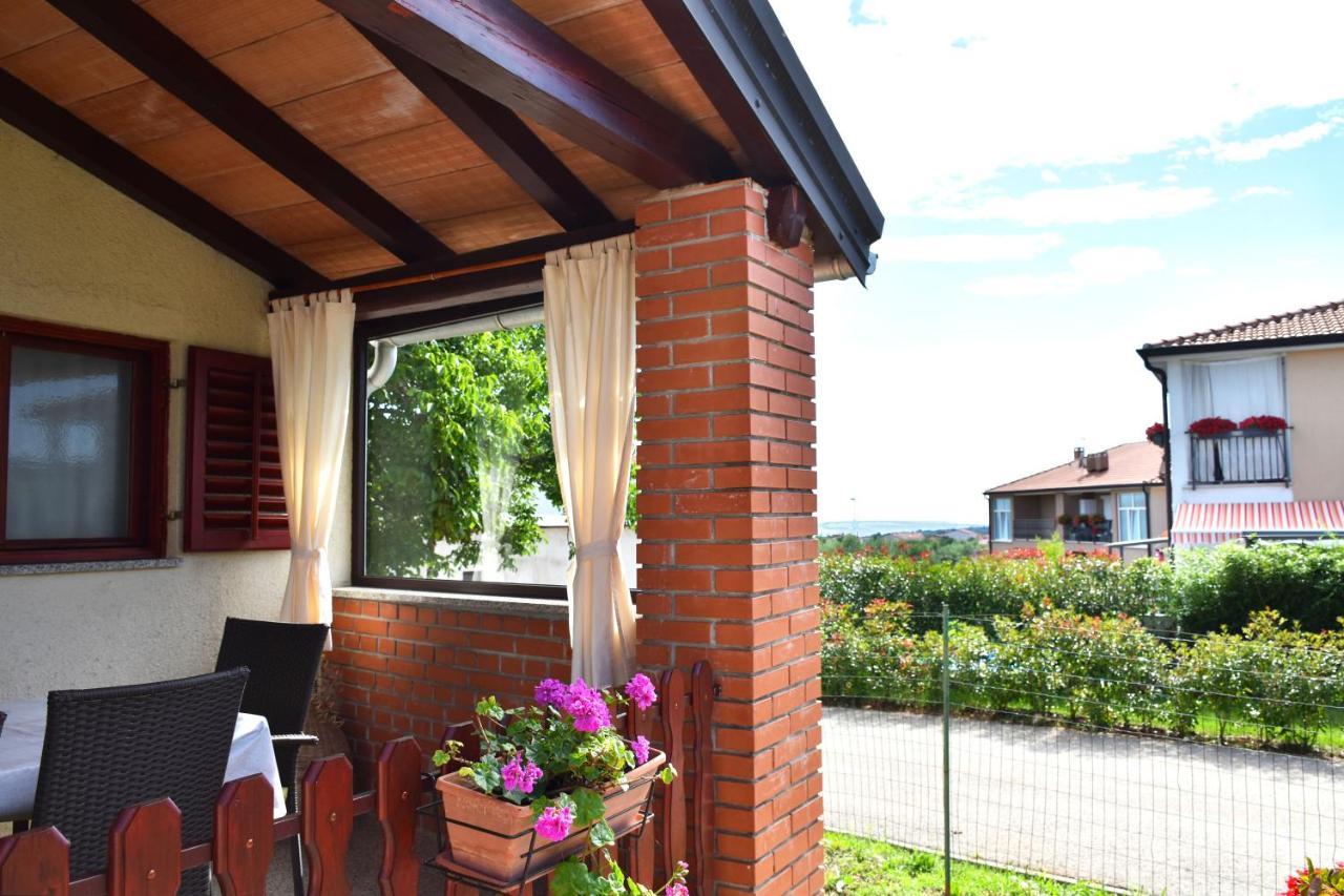 Apartment Samanta Novigrad Istria Eksteriør bilde